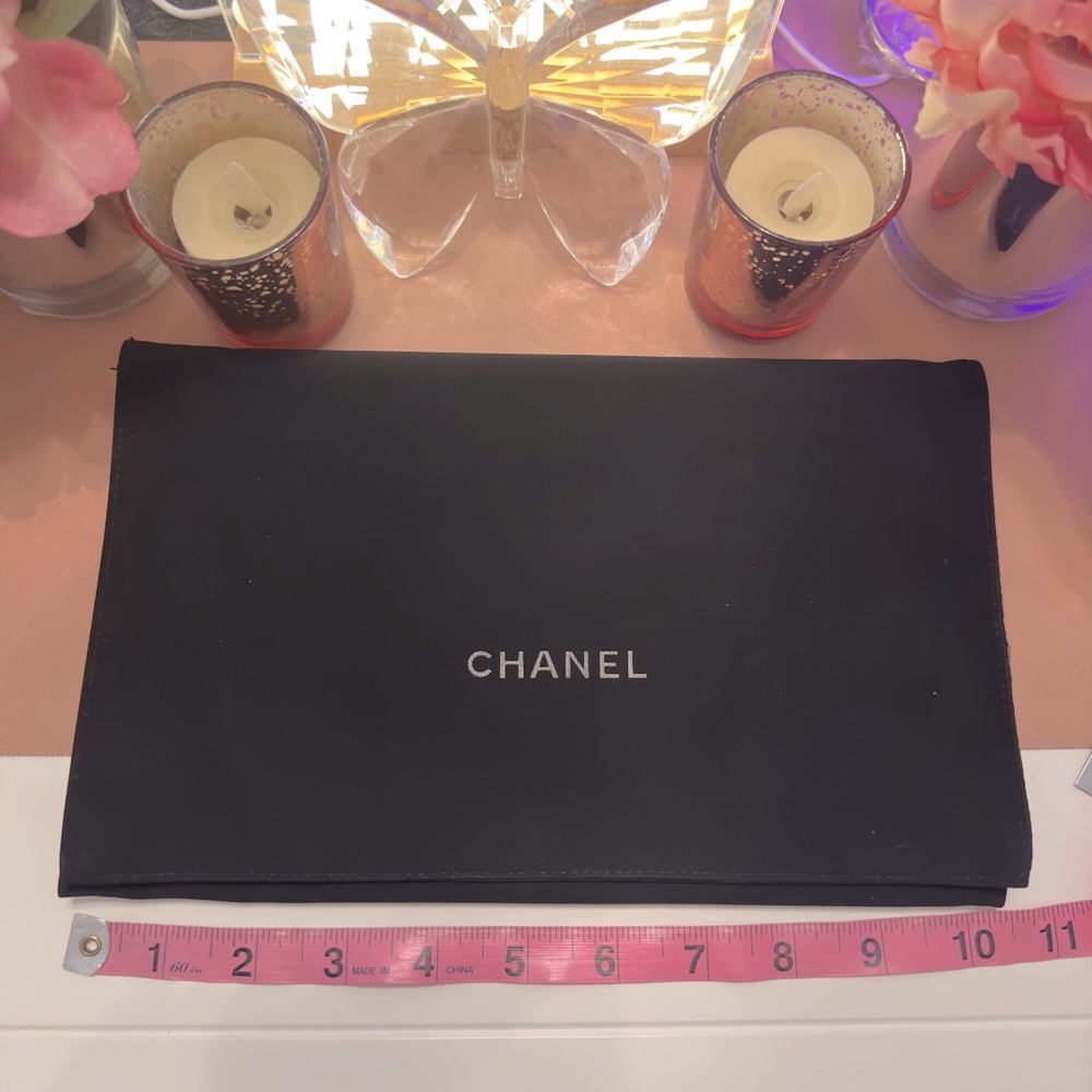 Chanel WOC Dust Bag - Picture 3 of 4